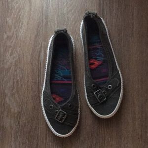 Blowfish sneaker- only worn once